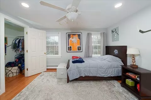 711 Great Plain Ave, Needham, MA 02492 photo 18