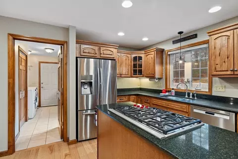 56 Camile Rd, Webster, MA 01570 photo 12