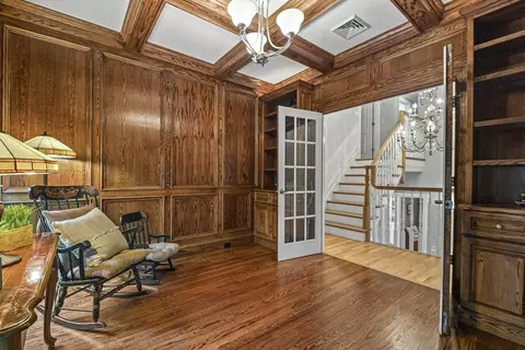 Entry Way - 12 Dudley Rd, Mendon, MA 01756 photo 7 of 7