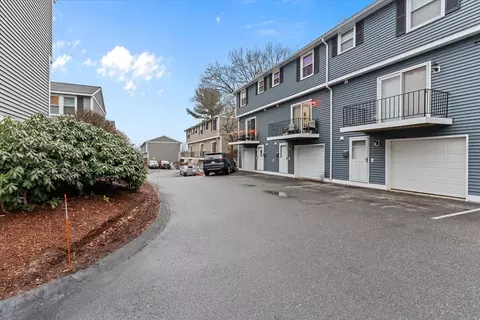 1225 Pawtucket Blvd #116, Lowell, MA 01854