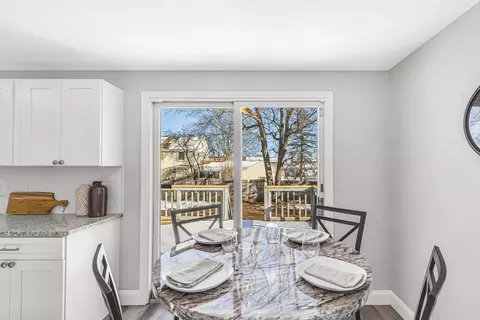 Dining - 207 Lamont St, Springfield, MA 01119 photo 1 of 2
