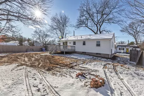 Exterior - 207 Lamont St, Springfield, MA 01119 photo 1 of 7