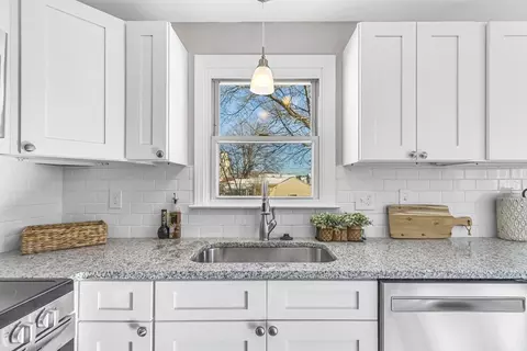 Kitchen - 207 Lamont St, Springfield, MA 01119 photo 5 of 6