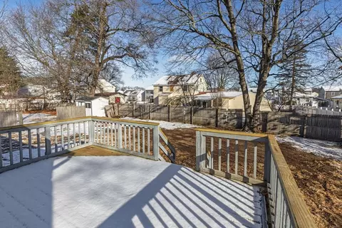 Exterior - 207 Lamont St, Springfield, MA 01119 photo 3 of 7