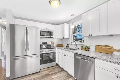 Kitchen - 207 Lamont St, Springfield, MA 01119 photo 3 of 6