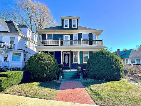 162 Circuit Rd, Winthrop, MA 02152