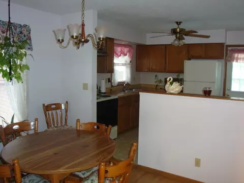 Dining - 298 Keys Rd, Warren, MA 01083 photo 1 of 3