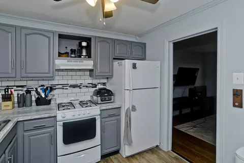 481 Cold Spring Ave #2B, West Springfield, MA 01089 photo 5