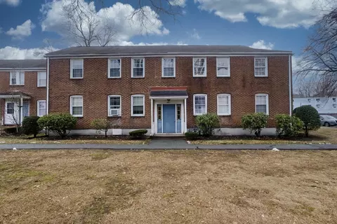 481 Cold Spring Ave #2B, West Springfield, MA 01089 photo 2