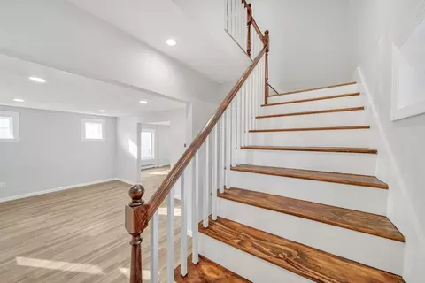 57 Wall St, Worcester, MA 01604 photo 12