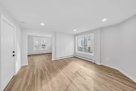 57 Wall St, Worcester, MA 01604 photo 9
