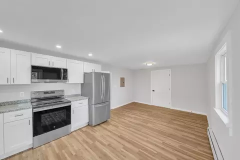 57 Wall St, Worcester, MA 01604 photo 3