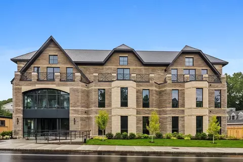 1114 Beacon St #309, Newton, MA 02461
