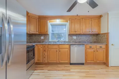 64 Acrebrook, Springfield, MA 01129 photo 7
