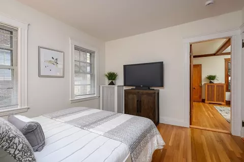 96 Walnut St, Brookline, MA 02445 photo 10