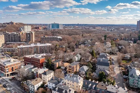 96 Walnut St, Brookline, MA 02445 photo 35