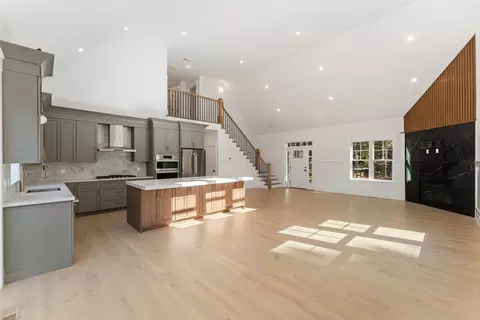 18 Kiwanis Beach Rd, Upton, MA 01568 photo 4