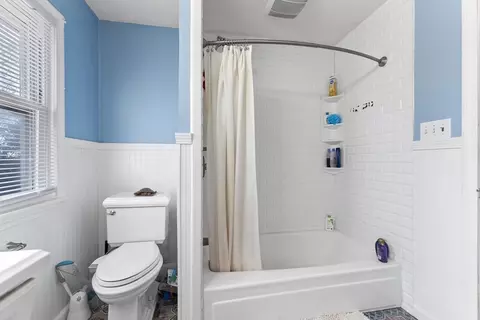 16 Pine St, West Springfield, MA 01089 photo 22