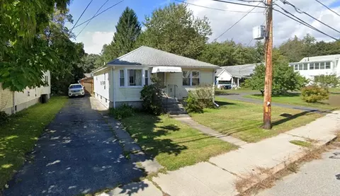 337 Charlton St, Southbridge, MA 01550