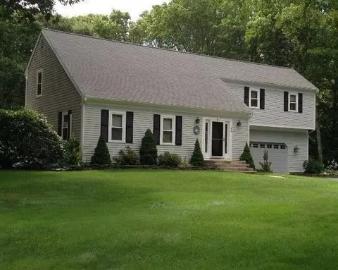 56 Allan Rd, Barnstable, MA 02668