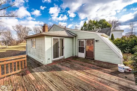 95 Forest, Chicopee, MA 01013 photo 27