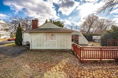 95 Forest, Chicopee, MA 01013 photo 8