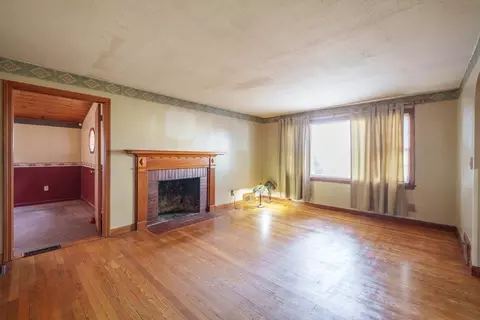95 Forest, Chicopee, MA 01013 photo 9