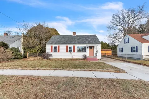 52 N Alhambra Cir, Agawam, MA 01001