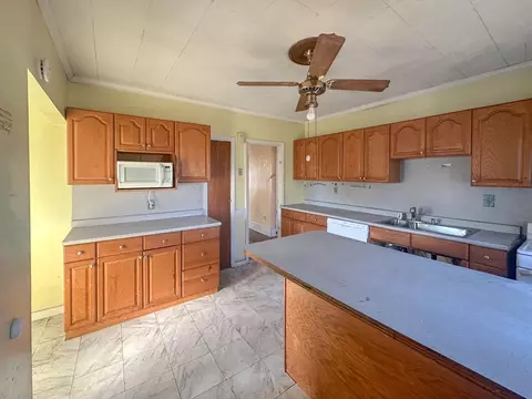 Kitchen - 29-31 Rush St, Springfield, MA 01109 photo 2 of 3