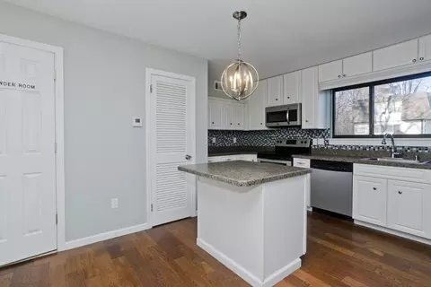 Kitchen - 39 Shad Row #39, Suffield, CT 06078 photo 1 of 6