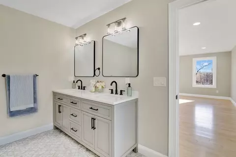 45 Tower, Ludlow, MA 01056 photo 37