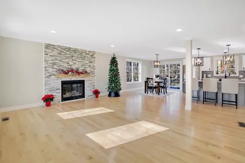 45 Tower, Ludlow, MA 01056 photo 17