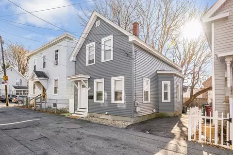 34 Elmwood Ave, Lowell, MA 01850