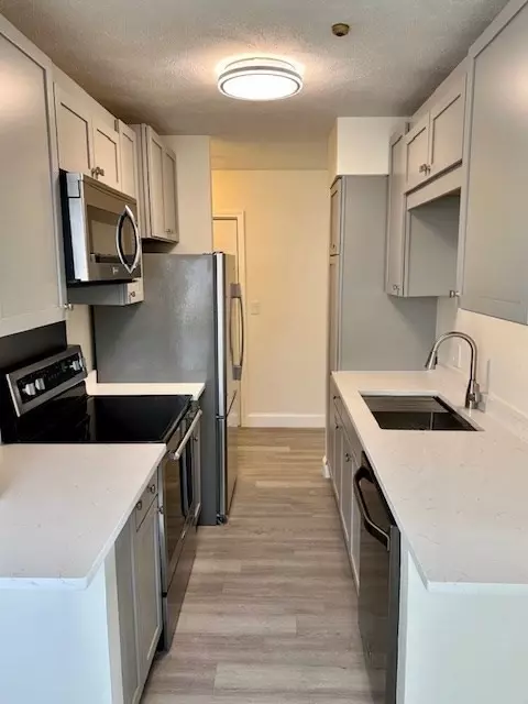 101 Waite #B4, Malden, MA 02148