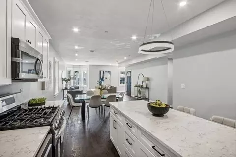 128 Hamilton St #1, Dorchester, MA 02125