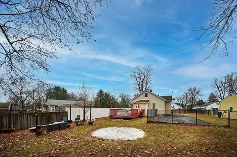 Exterior - 14 Wiley Ave, Chicopee, MA 01020 photo 5 of 8