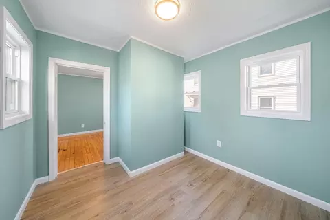 482 Snell St, Fall River, MA 02721 photo 22