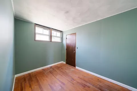 482 Snell St, Fall River, MA 02721 photo 12