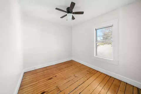 482 Snell St, Fall River, MA 02721 photo 28