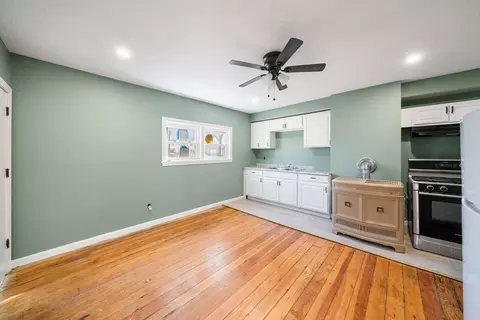 482 Snell St, Fall River, MA 02721 photo 16