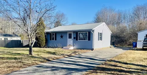 231 Greenwood St, Rockland, MA 02370