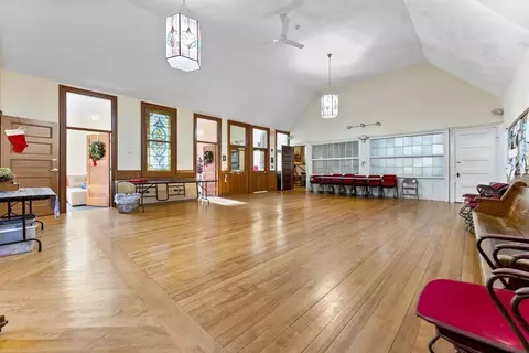 35 School St, Acton, MA 01720 photo 11