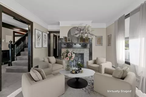 Living - 606 New Boston Rd, Fall River, MA 02720 photo 8 of 9