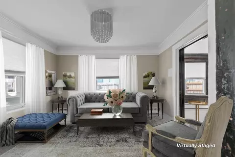 Living - 606 New Boston Rd, Fall River, MA 02720 photo 2 of 9