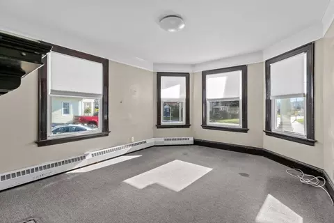 Living - 606 New Boston Rd, Fall River, MA 02720 photo 9 of 9