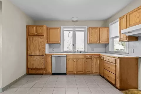 Kitchen - 606 New Boston Rd, Fall River, MA 02720 photo 2 of 2