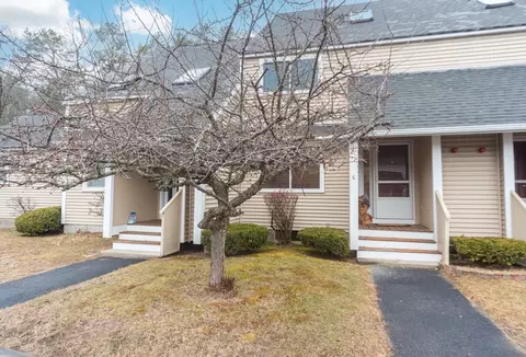 162 Ayer Rd #G5, Shirley, MA 01464