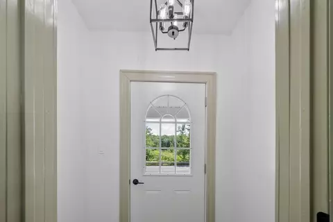 507 E Main St, Orange, MA 01364 photo 6