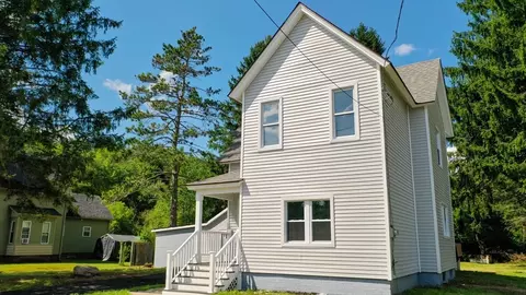 507 E Main St, Orange, MA 01364 photo 4