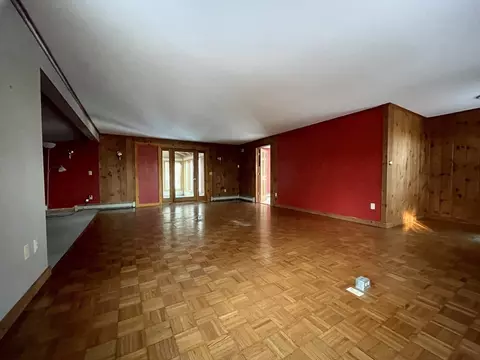 Living - 409 Gale Rd, Warwick, MA 01378 photo 3 of 4